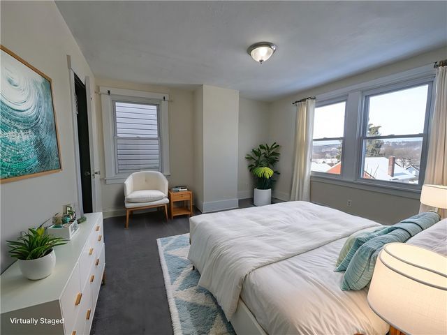 518 7th Ave, Coraopolis, PA 15108