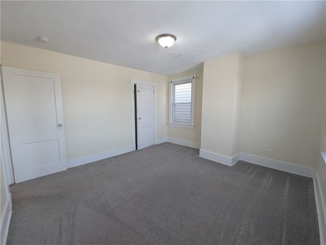 518 7th Ave, Coraopolis, PA 15108