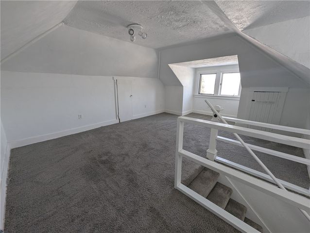 518 7th Ave, Coraopolis, PA 15108