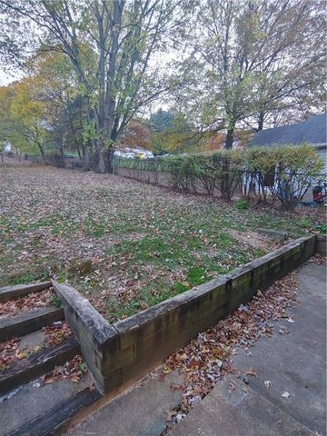 518 7th Ave, Coraopolis, PA 15108