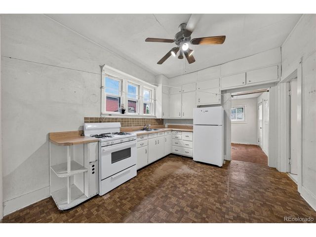 1407 N Wahsatch Ave, Colorado Springs, CO 80907