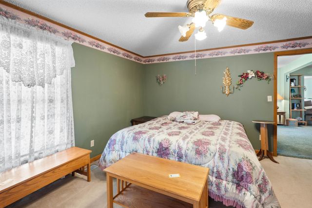 279 Chessmond Ferry Road, Calico Rock, AR 72519
