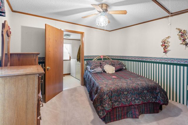 279 Chessmond Ferry Road, Calico Rock, AR 72519