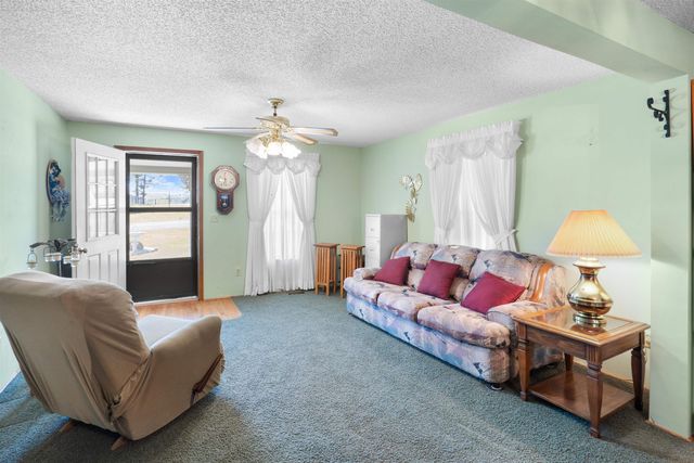 279 Chessmond Ferry Road, Calico Rock, AR 72519