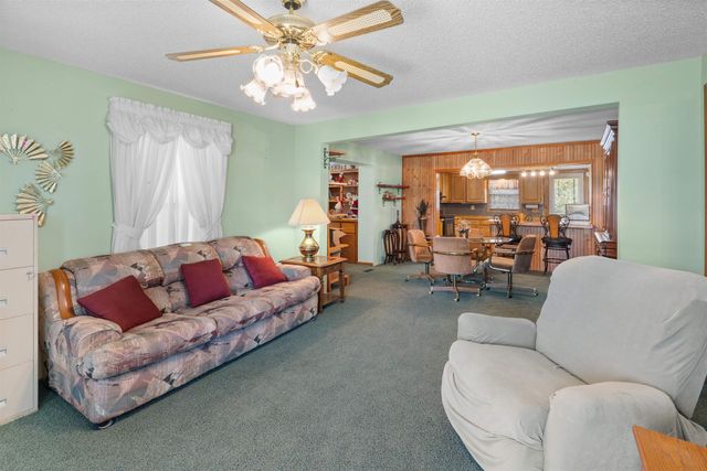 279 Chessmond Ferry Road, Calico Rock, AR 72519