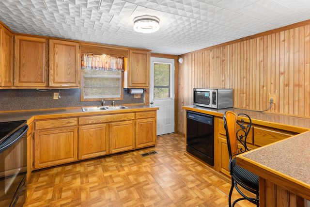 279 Chessmond Ferry Road, Calico Rock, AR 72519