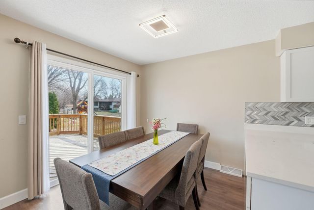 8212 Vincent Avenue N, Brooklyn Park, MN 55444