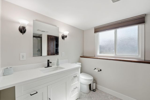 8212 Vincent Avenue N, Brooklyn Park, MN 55444