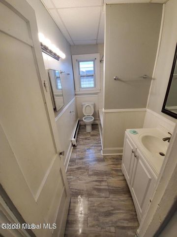 34-36 Sparkill Avenue, Albany, NY 12209