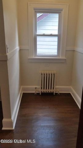 34-36 Sparkill Avenue, Albany, NY 12209