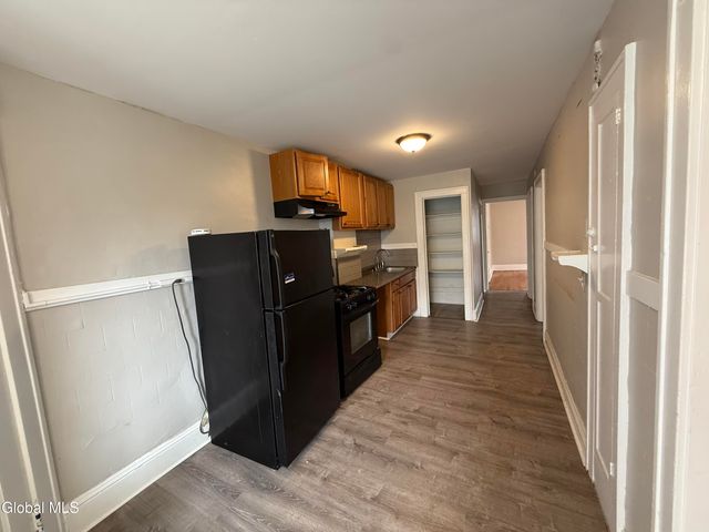 34-36 Sparkill Avenue, Albany, NY 12209