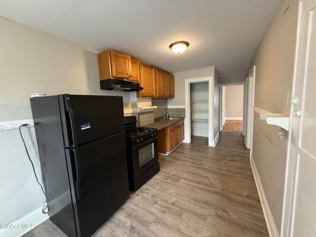 34-36 Sparkill Avenue, Albany, NY 12209