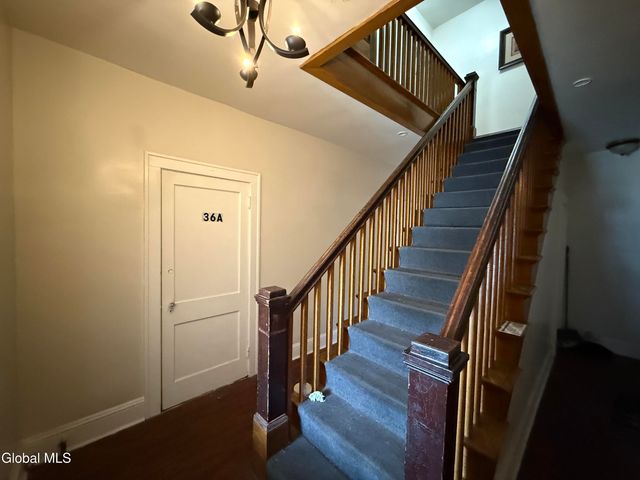 34-36 Sparkill Avenue, Albany, NY 12209