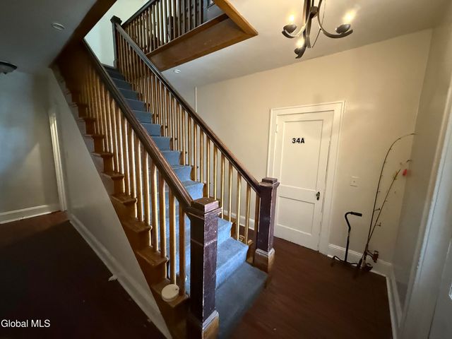 34-36 Sparkill Avenue, Albany, NY 12209