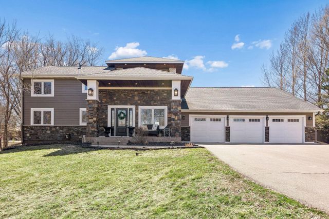 7421 Gensmer Circle, Prior Lake, MN 55372