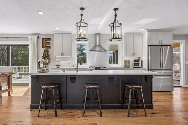 7421 Gensmer Circle, Prior Lake, MN 55372