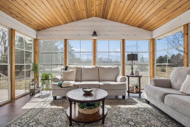 7421 Gensmer Circle, Prior Lake, MN 55372