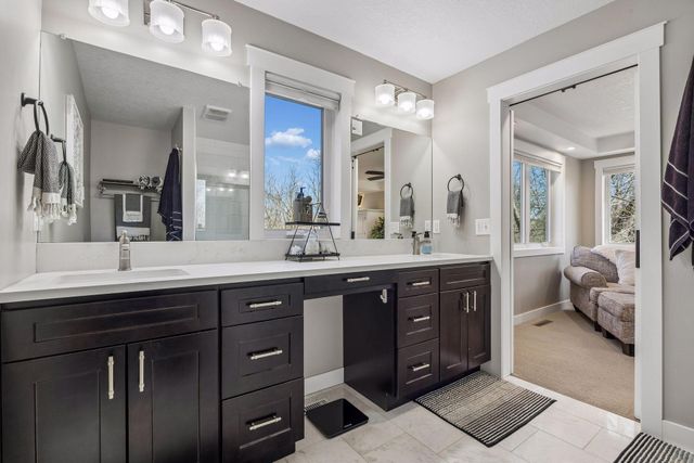 7421 Gensmer Circle, Prior Lake, MN 55372