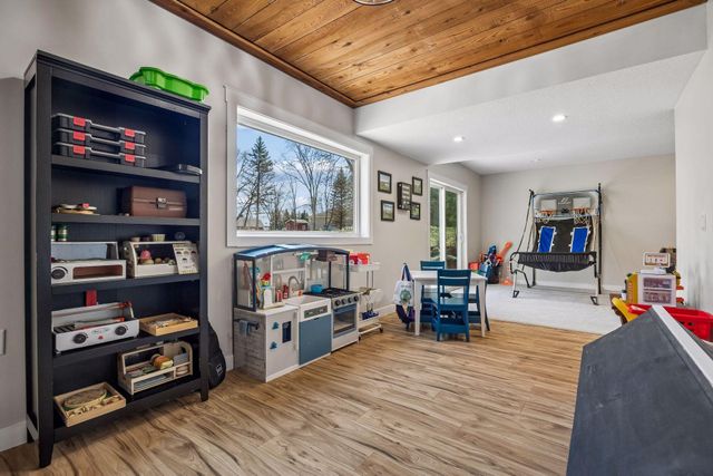 7421 Gensmer Circle, Prior Lake, MN 55372