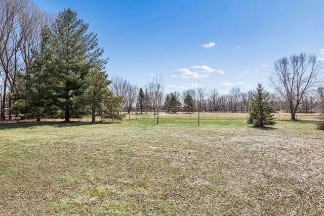 7421 Gensmer Circle, Prior Lake, MN 55372