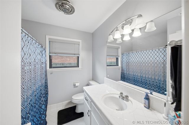 8249 E 38th Street, Tulsa, OK 74145