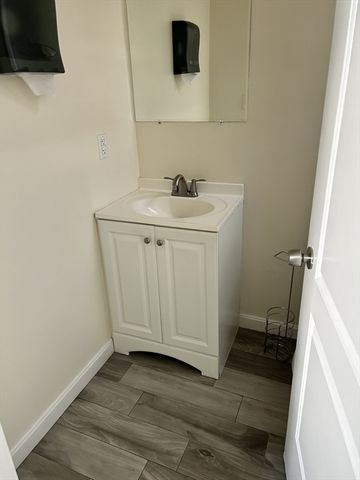 315 Park Ave 2, Revere, MA 02151