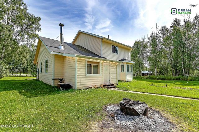 5560 E Big Rock Drive, Wasilla, AK 99654