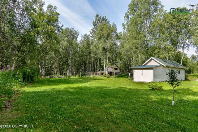 5560 E Big Rock Drive, Wasilla, AK 99654