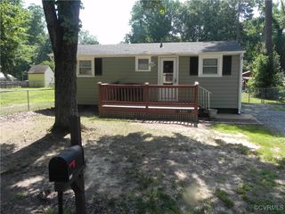 6325 Maple Rd, Quinton, VA 23141