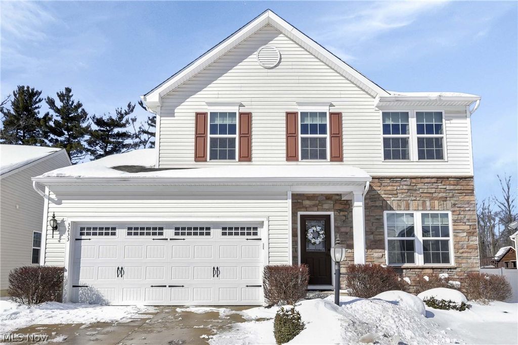 3233 Seneca Drive, Brunswick, OH 44212