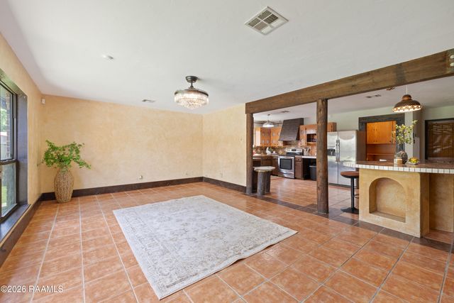 146 Steiner Road, Lafayette, LA 70508