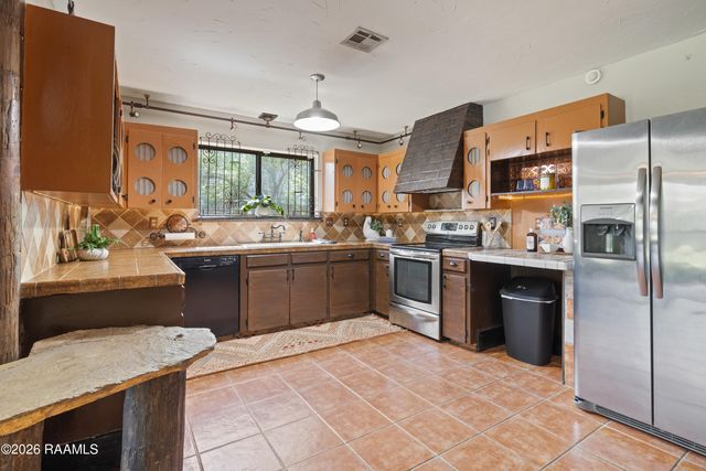 146 Steiner Road, Lafayette, LA 70508