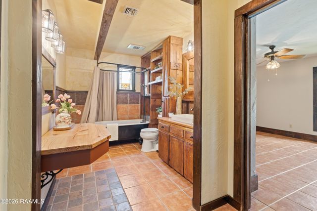 146 Steiner Road, Lafayette, LA 70508