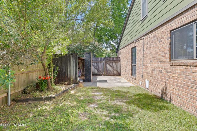 146 Steiner Road, Lafayette, LA 70508