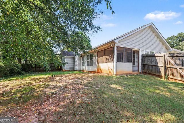 6075 Castlegate Drive, Douglasville, GA 30135