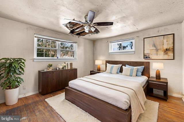 112 BUTT LN, Aston, PA 19014