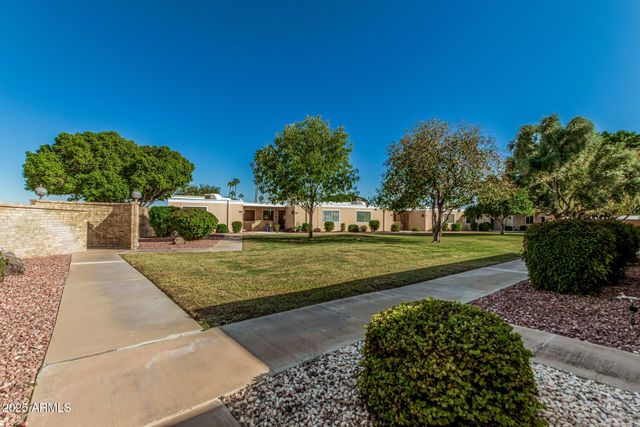 10973 W COGGINS Drive, Sun City, AZ 85351