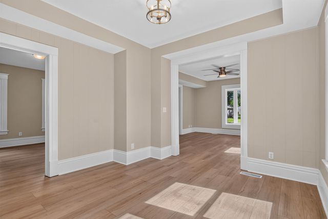 411 Saxon Street, Waterloo, IA 50703