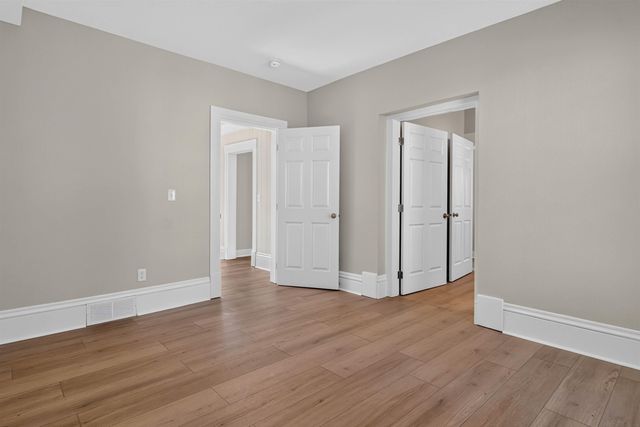 411 Saxon Street, Waterloo, IA 50703