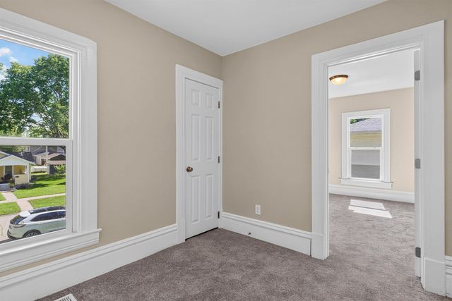 411 Saxon Street, Waterloo, IA 50703