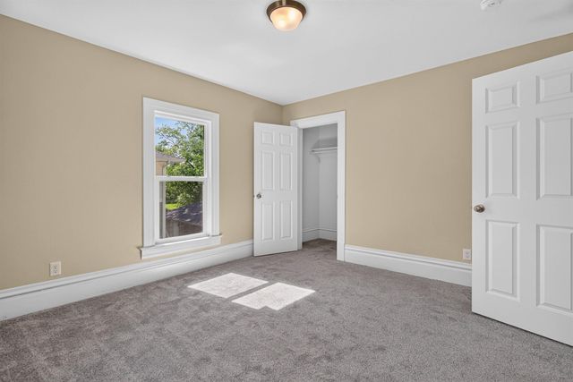 411 Saxon Street, Waterloo, IA 50703