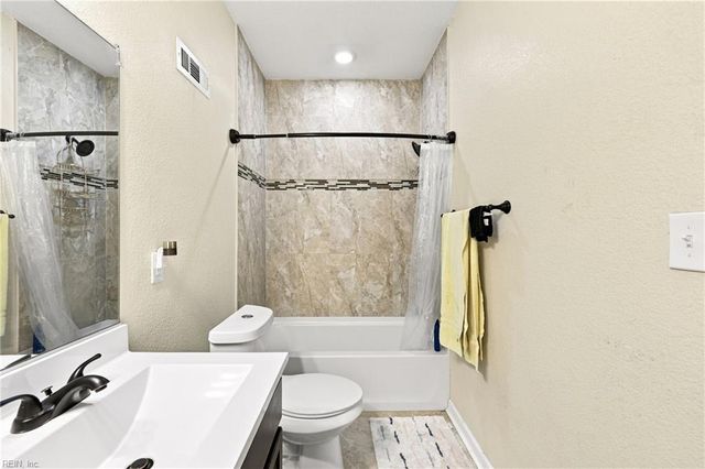 2990 Sugar Maple DR, Virginia Beach, VA 23453