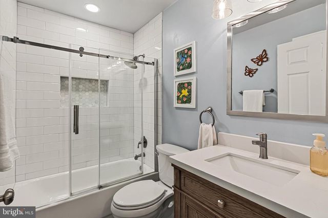 15470 EAGLE TAVERN LN, Centreville, VA 20120