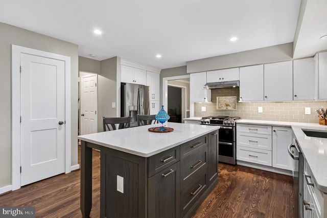15470 EAGLE TAVERN LN, Centreville, VA 20120