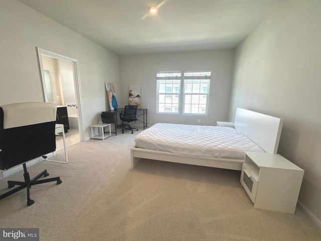 8256 MINER ST, Greenbelt, MD 20770