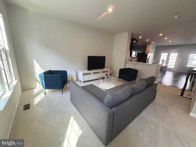 8256 MINER ST, Greenbelt, MD 20770