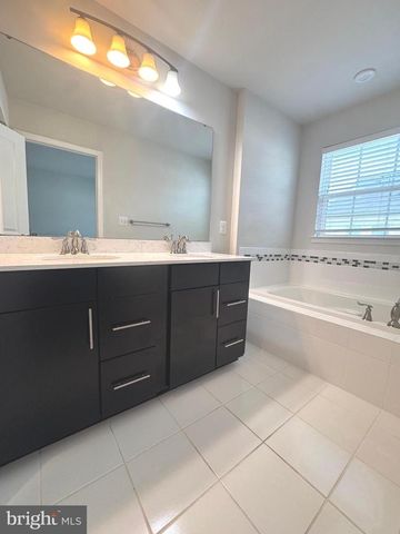 8256 MINER ST, Greenbelt, MD 20770