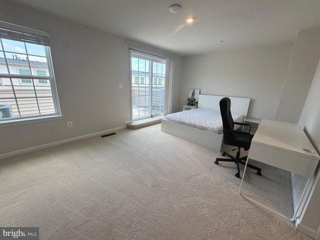 8256 MINER ST, Greenbelt, MD 20770