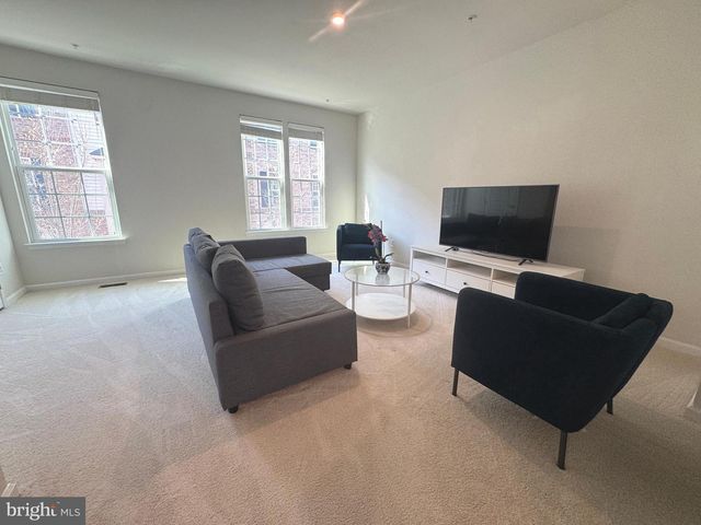 8256 MINER ST, Greenbelt, MD 20770