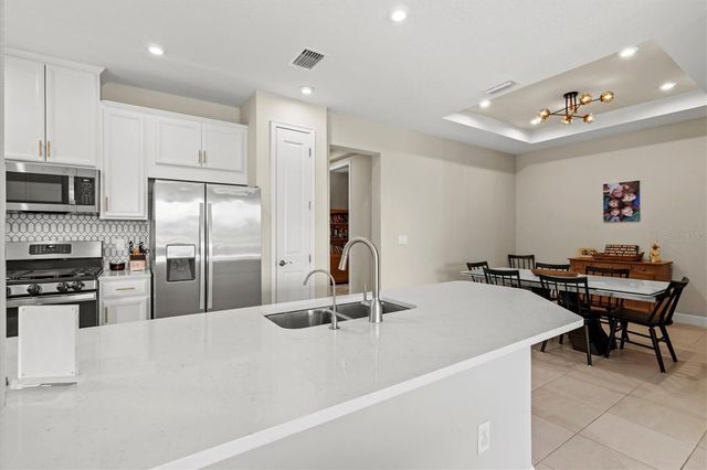 10254 MORNING MIST LANE, Sarasota, FL 34241